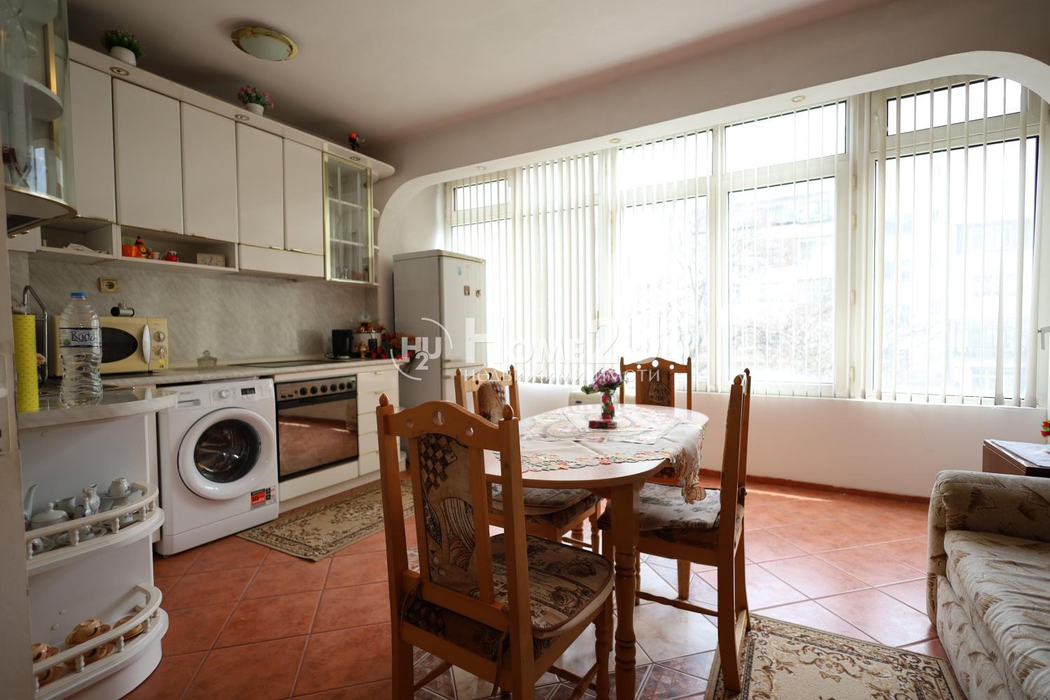 Продава 2-СТАЕН, гр. Варна, Чайка, снимка 2 - Апартаменти - 54082135