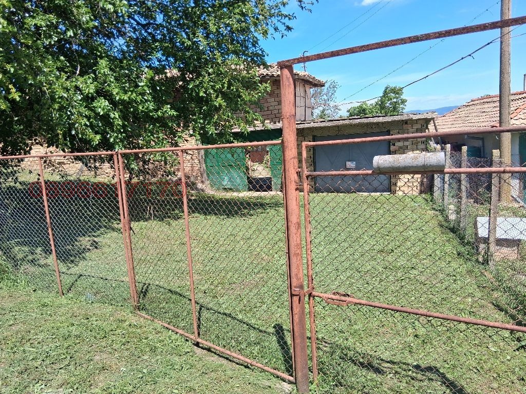 Продава КЪЩА, с. Баячево, област Търговище, снимка 5 - Къщи - 54591763