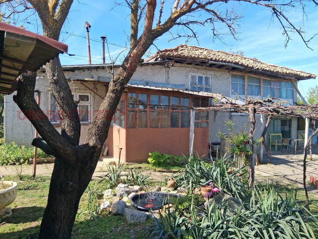 Продава КЪЩА, с. Баячево, област Търговище