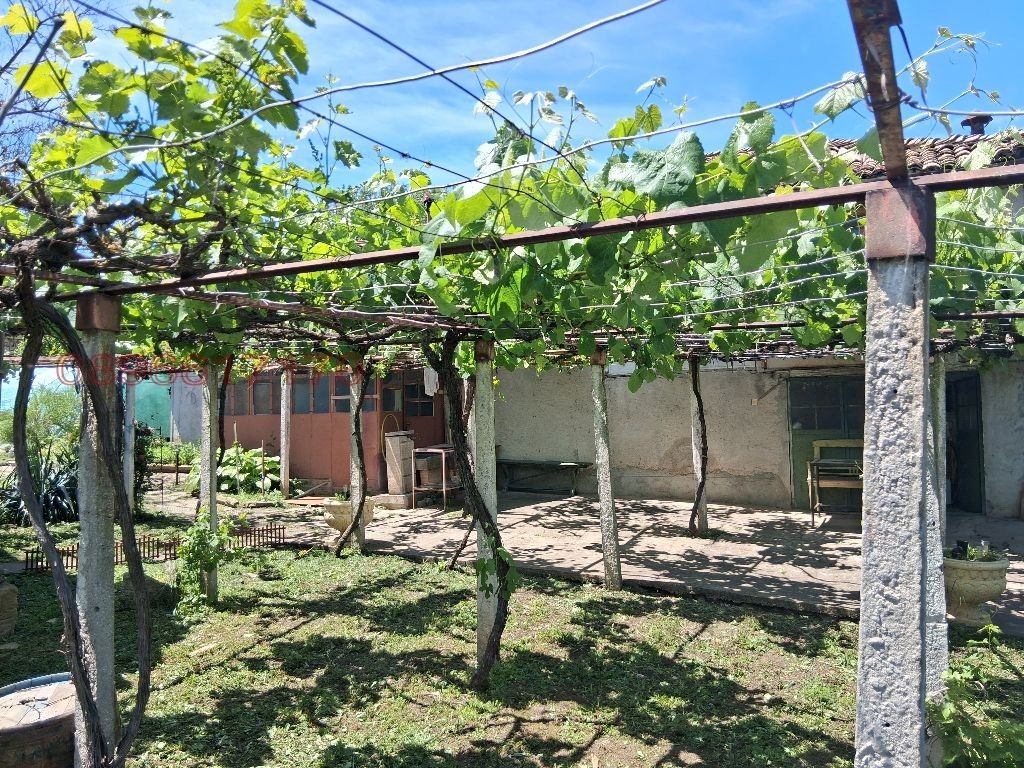 Продава КЪЩА, с. Баячево, област Търговище, снимка 13 - Къщи - 54591763