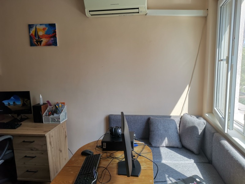 Te koop  1 slaapkamer Sofia , Zona B-18 , 65 m² | 73762071 - afbeelding [3]