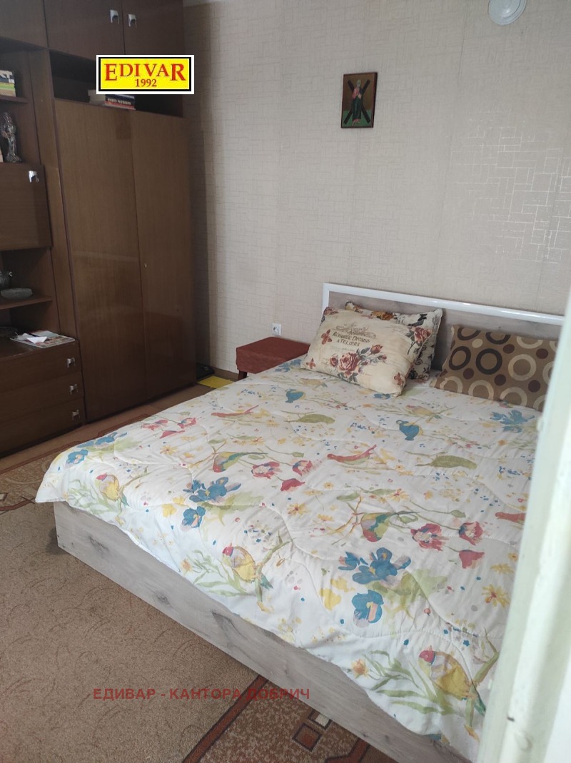 Продава КЪЩА, гр. Генерал Тошево, област Добрич, снимка 10 - Къщи - 52813046