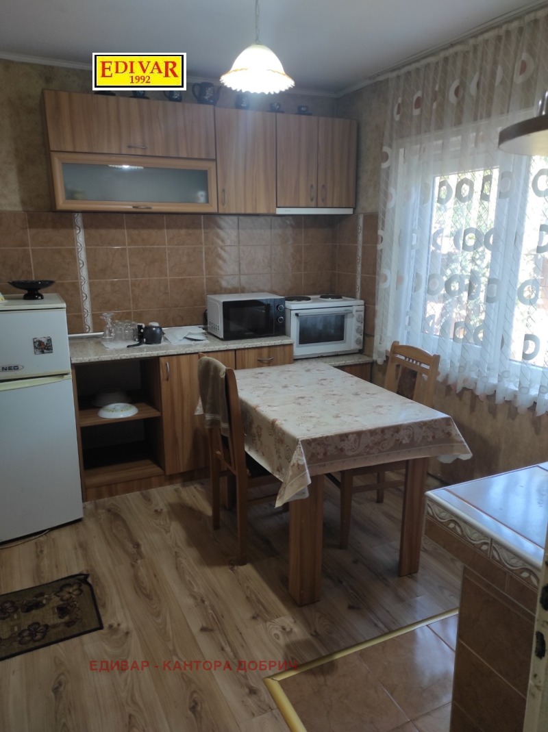 Продава КЪЩА, гр. Генерал Тошево, област Добрич, снимка 7 - Къщи - 52813046