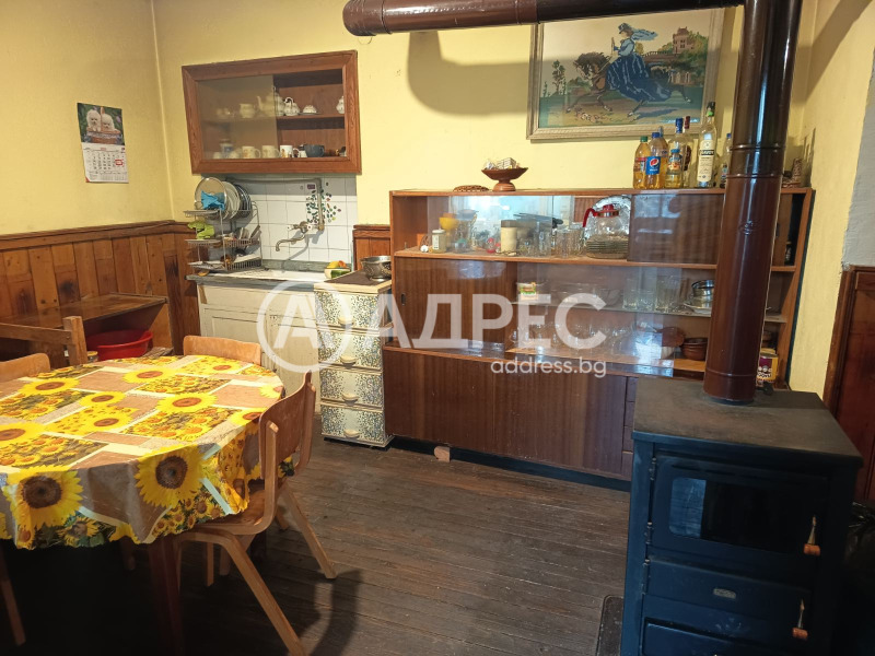 Продава ВИЛА, гр. Сопот, област Пловдив, снимка 6 - Вили - 52752476