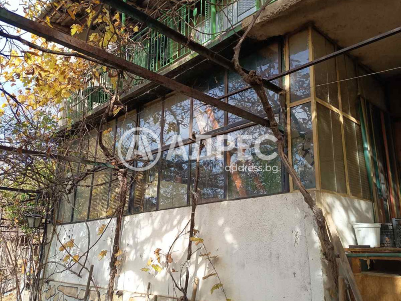 Продава ВИЛА, гр. Сопот, област Пловдив, снимка 2 - Вили - 52752476