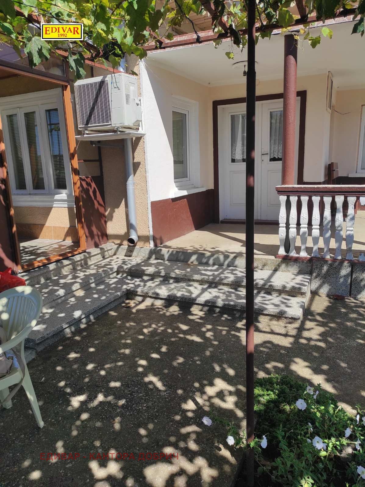 Продава КЪЩА, гр. Генерал Тошево, област Добрич, снимка 2 - Къщи - 52813046