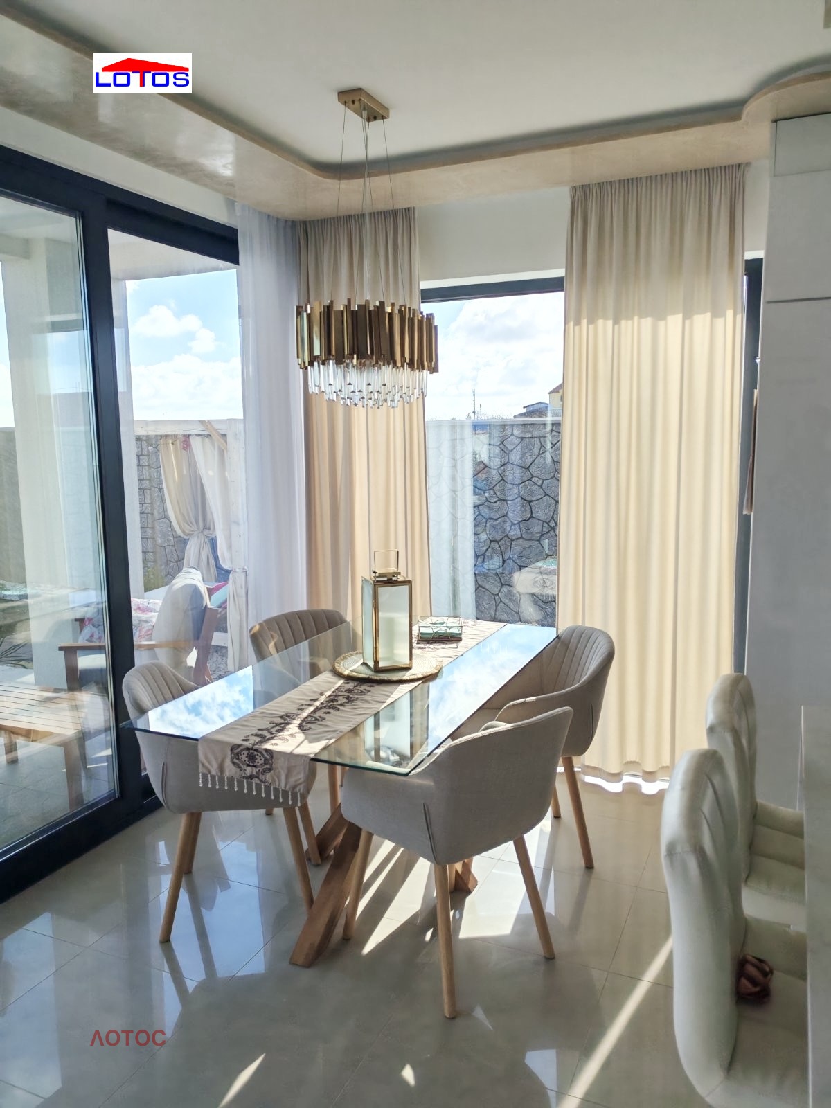 Продава ВИЛА, с. Топола, област Добрич, снимка 6 - Вили - 56221873