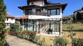 Продава 3-стаен област Бургас с. Кошарица - [1] 