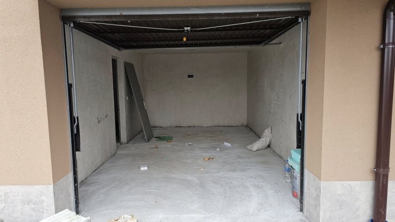 Продава  3-стаен град Пловдив , Остромила , 115 кв.м | 60035353 - изображение [10]