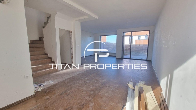 Te koop  Huis regio Plovdiv , Markovo , 148 m² | 86467371