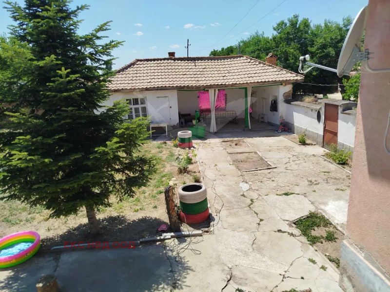 Продава КЪЩА, с. Паничери, област Пловдив, снимка 10 - Къщи - 52449792
