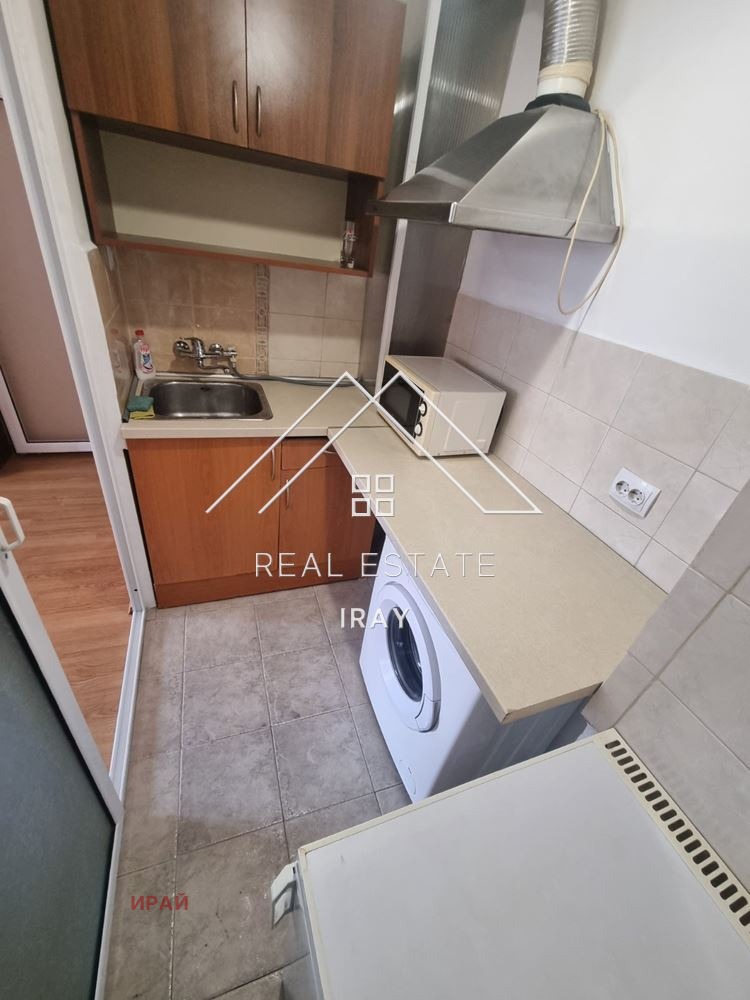 Продава 1-СТАЕН, гр. Стара Загора, Център, снимка 8 - Aпартаменти - 49273753