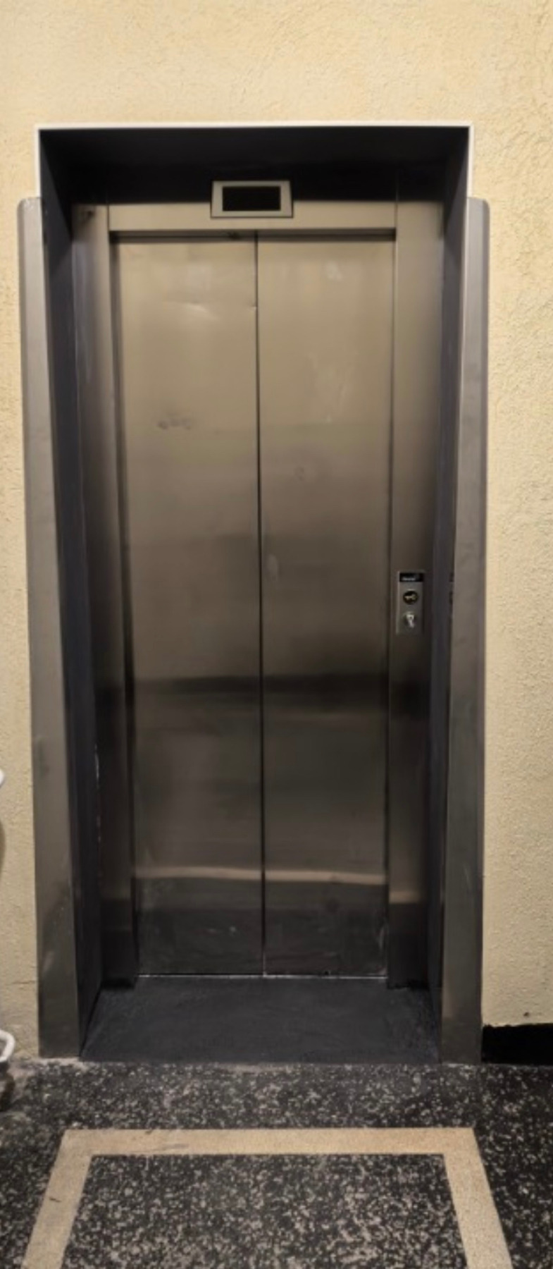 En venta  1 dormitorio Sofia , Tsentar , 70 metros cuadrados | 25916008 - imagen [3]
