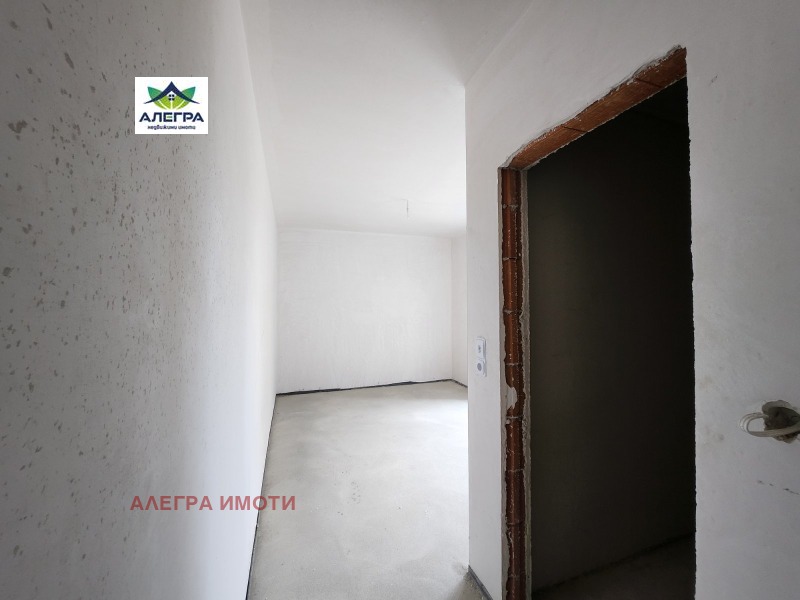 Продава 3-СТАЕН, гр. Пазарджик, Устрем, снимка 3 - Aпартаменти - 47421666