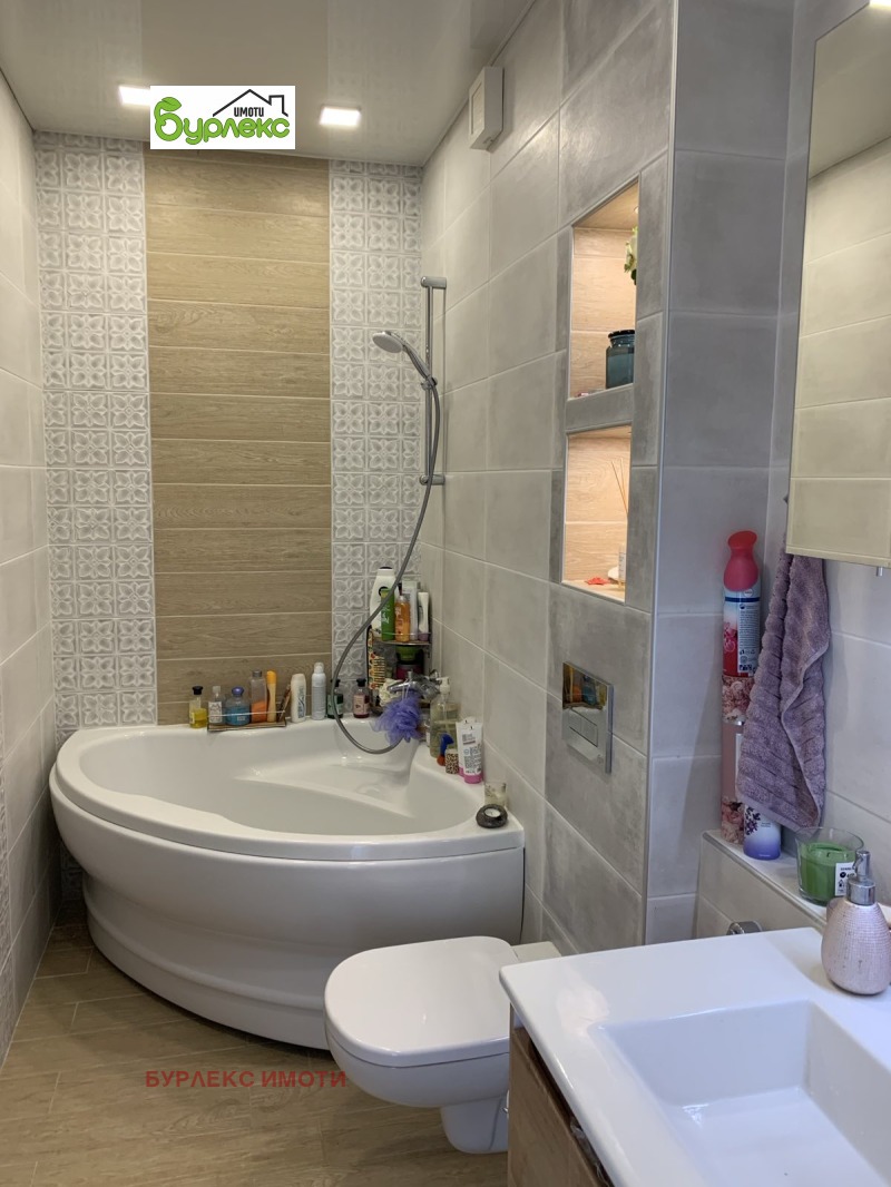 Продава  3-стаен град Варна , Трошево , 130 кв.м | 21727792 - изображение [13]