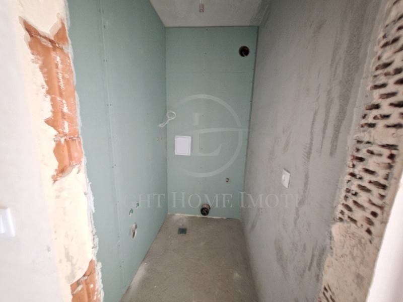 In vendita  2 camere da letto Plovdiv , Iugen , 106 mq | 91817130 - Immagine [15]