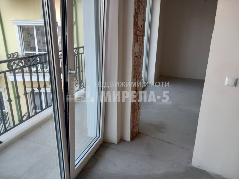 Na sprzedaż  3+ sypialni Ruse , Centar , 223 mkw | 28328021 - obraz [2]
