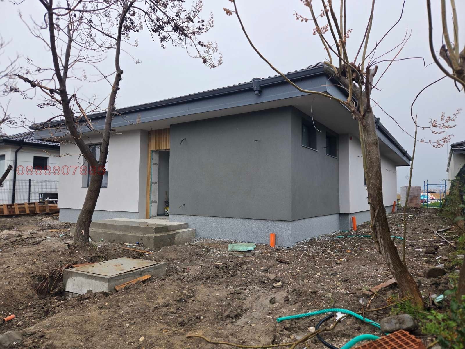 Продава КЪЩА, с. Радиново, област Пловдив