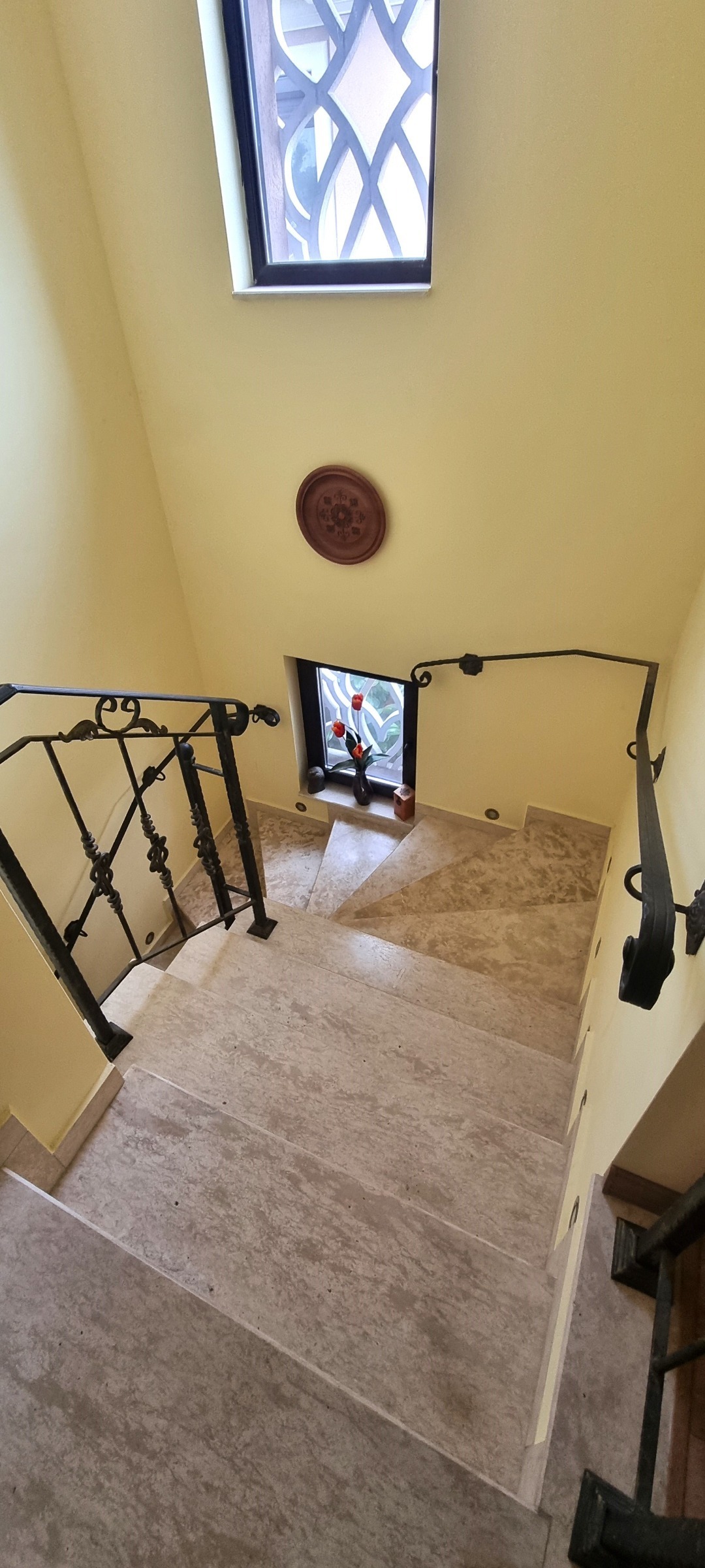 Продава КЪЩА, гр. София, Карпузица, снимка 6 - Къщи - 53983985