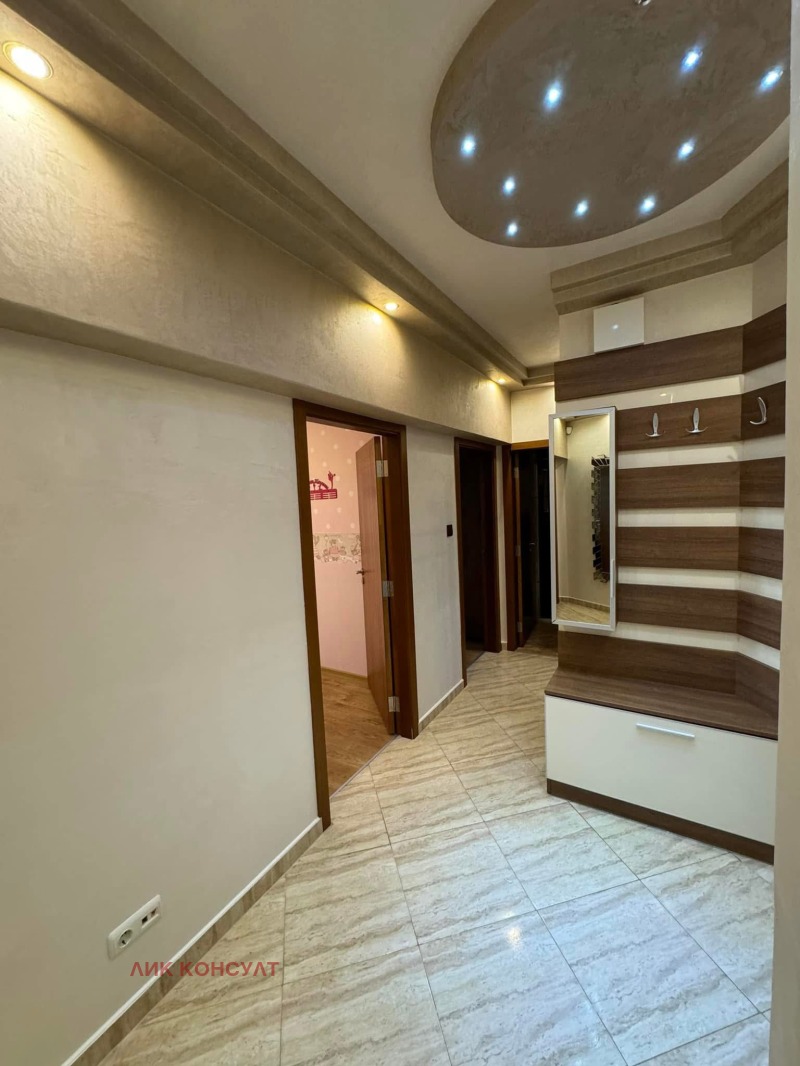 Продава  2-стаен град Търговище , Боровец , 100 кв.м | 80226725 - изображение [8]