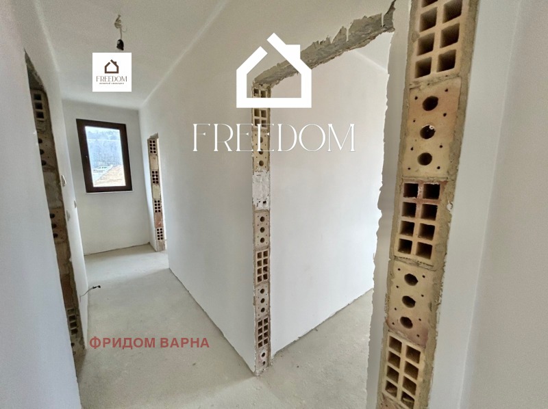 Продается  2 спальни Варна , к.к. Св.Св. Константин и Елена , 93 кв.м | 48786849 - изображение [12]