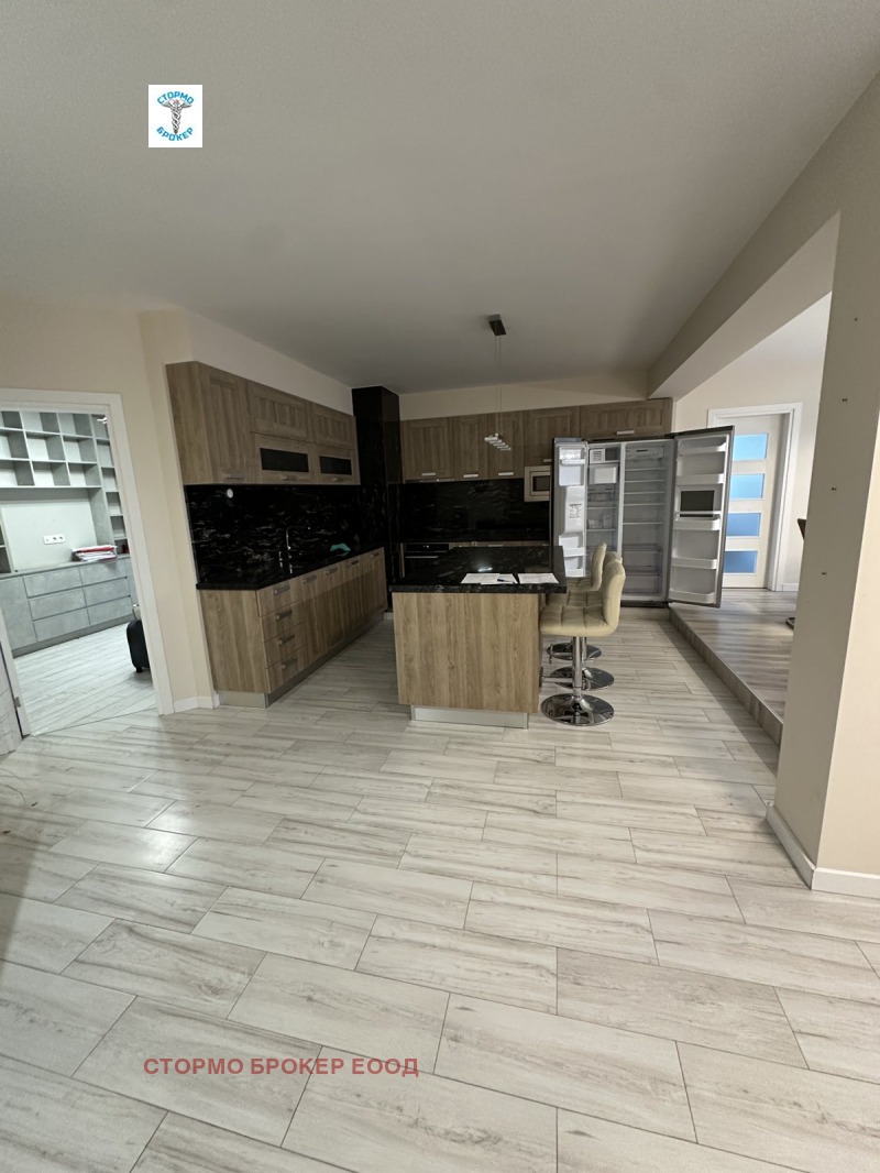 Na sprzedaż  3 sypialnie Sofia , Witosza , 178 mkw | 35655851 - obraz [3]