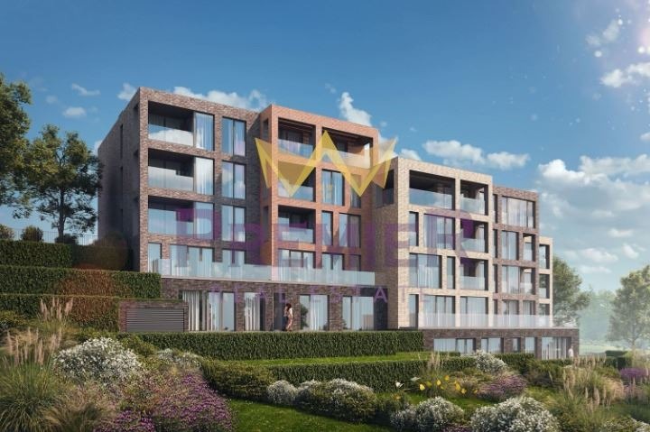 На продаж  3 кімнатна Варна , Бриз , 177 кв.м | 62772379 - зображення [3]