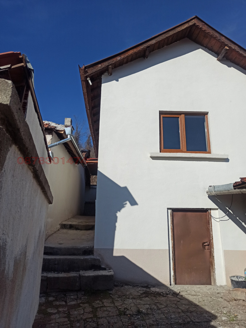 Продава КЪЩА, гр. Радомир, област Перник