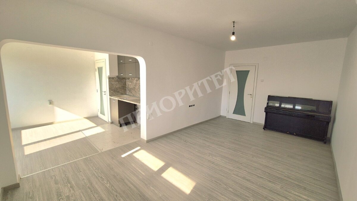 Продава 3-СТАЕН, гр. Варна, Чайка