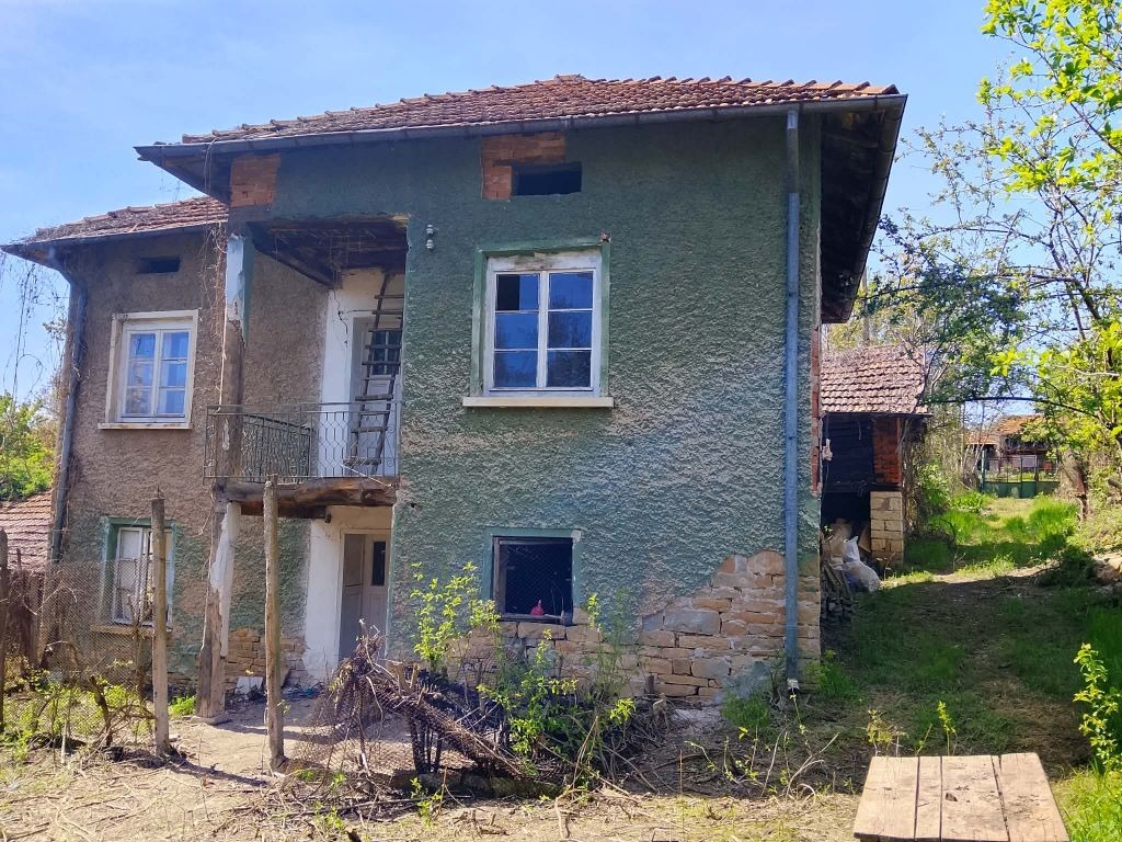 Продава КЪЩА, с. Царевец, област Враца, снимка 2 - Къщи - 54399785