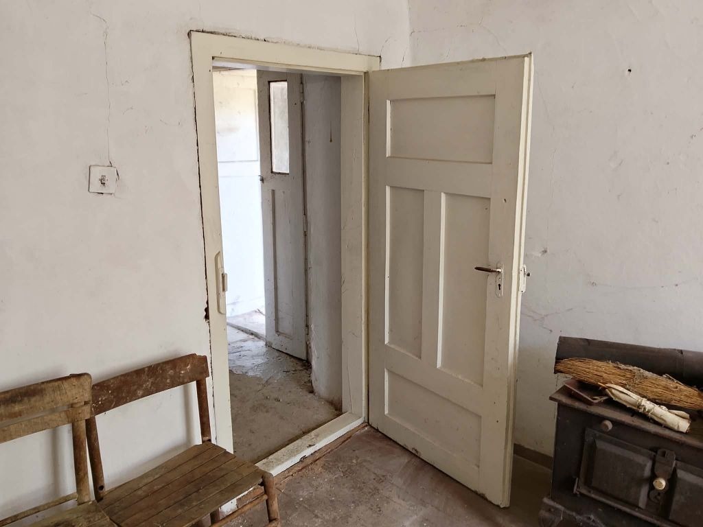 Продава КЪЩА, с. Царевец, област Враца, снимка 11 - Къщи - 54399785