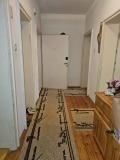 Продава ЕТАЖ ОТ КЪЩА, гр. Ловеч, Дикисана, снимка 3