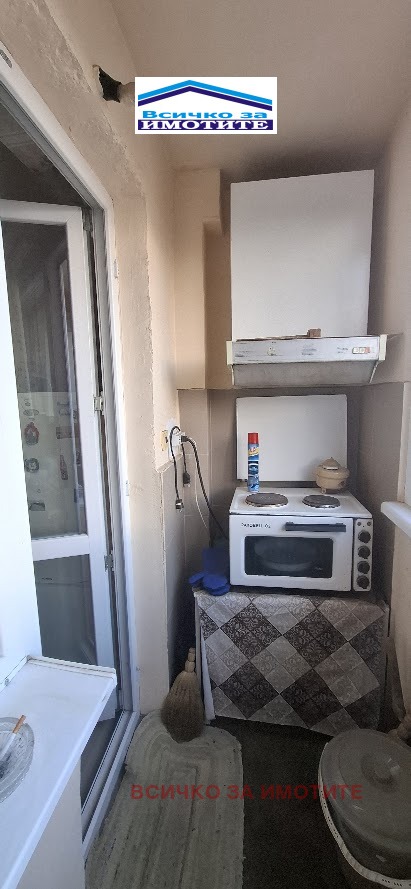 Продава 2-СТАЕН, гр. Русе, Дружба 1, снимка 2 - Апартаменти - 56196150