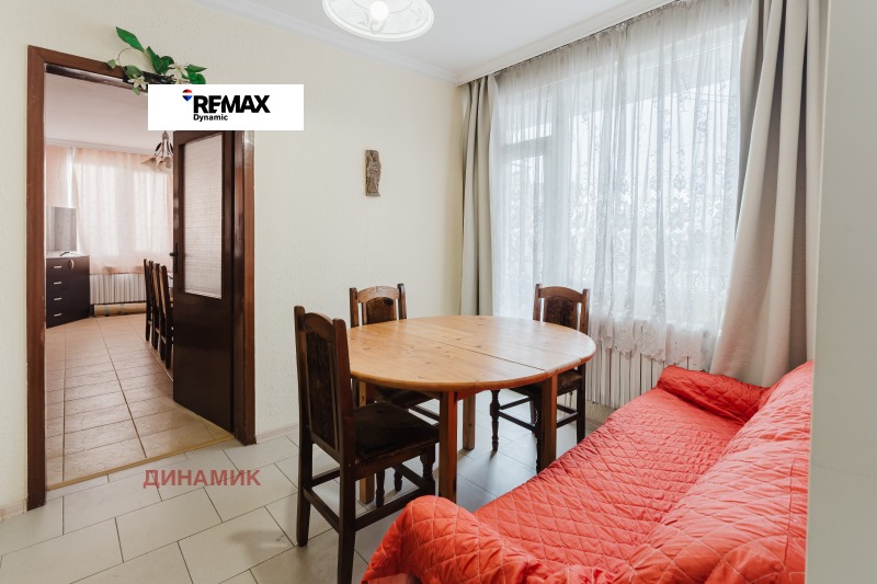 Продава ЕТАЖ ОТ КЪЩА, гр. Айтос, област Бургас, снимка 10 - Етаж от къща - 52574350