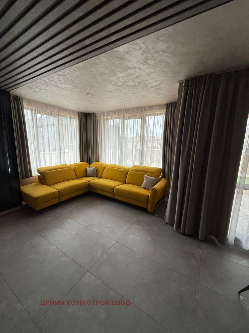 Продава КЪЩА, гр. Бургас, с. Маринка