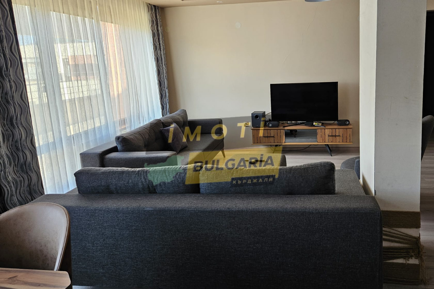 Продава МНОГОСТАЕН, гр. Кърджали, Център, снимка 5 - Апартаменти - 54700854