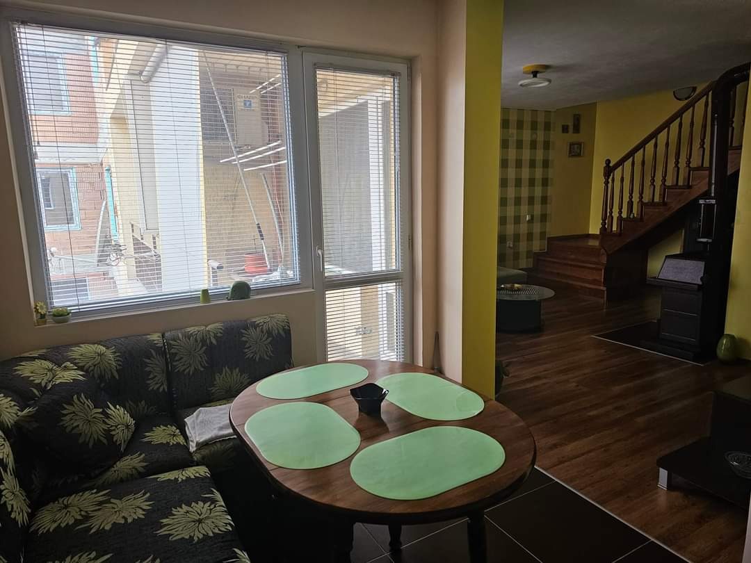 Продава МЕЗОНЕТ, гр. Русе, Дружба 3, снимка 2 - Апартаменти - 53327653