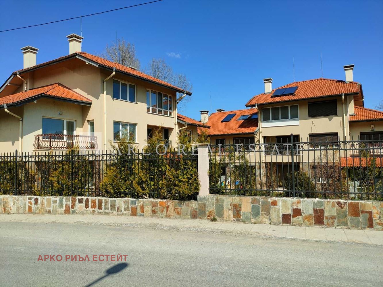 Продава КЪЩА, гр. София, м-т Гърдова глава