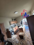 Продава  Етаж от къща град Шумен , Математическа гимназия , 129 кв.м | 48112497 - изображение [2]