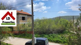 House Dolishte, region Varna 6