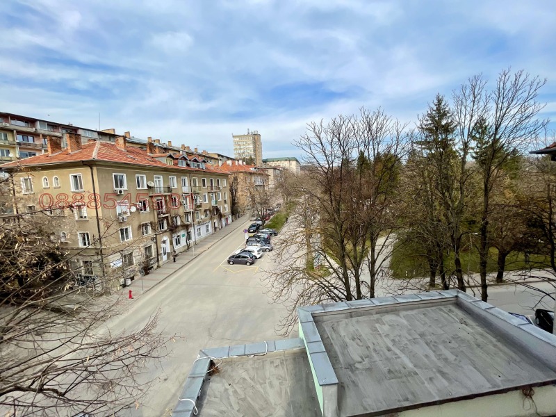 Продава 3-СТАЕН, гр. Велико Търново, Център, снимка 7 - Апартаменти - 52781777