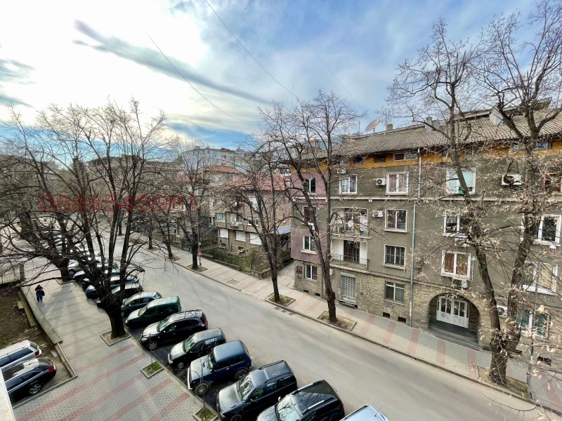 Продава 3-СТАЕН, гр. Велико Търново, Център, снимка 12 - Апартаменти - 52781777