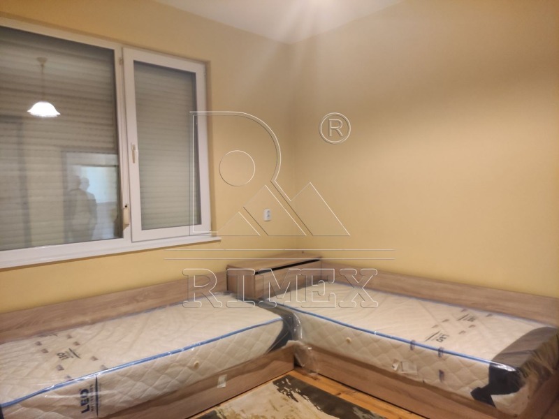 Til salg  2 soveværelser Plovdiv , Kamenitsa 2 , 139 kvm | 55912320 - billede [8]