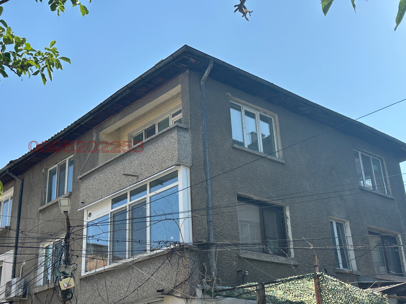 Продава 3-СТАЕН, гр. Пазарджик, Идеален център, снимка 2 - Апартаменти - 52528702