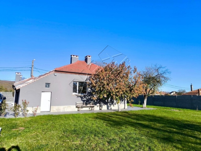 Продава КЪЩА в област Бургас, с. Гюльовца - 100 кв.м / 180 000 € » 352 049.40 лв., НИА ПРОПЪРТИ ГРУП ЕООД