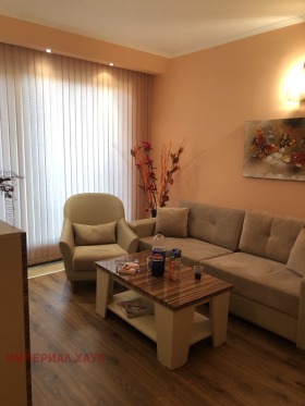 1 bedroom Mladezhki halm, Haskovo 2