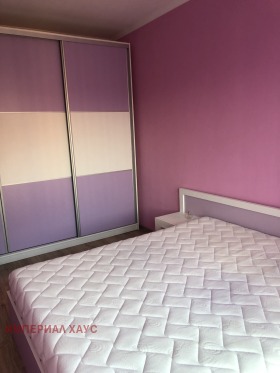 1 chambre Mladejki halm, Haskovo 9