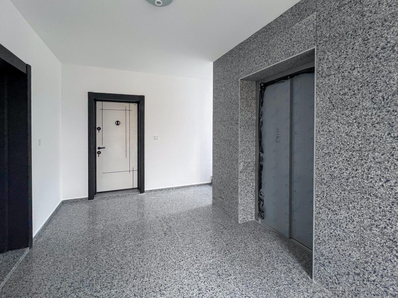 Продава 3-СТАЕН, гр. Габрово, Център, снимка 2 - Апартаменти - 45192425