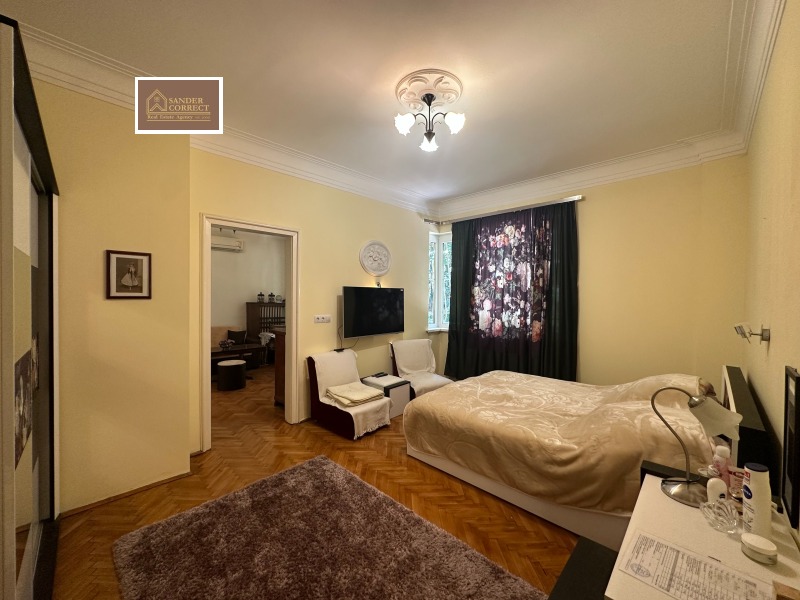 Eladó  2 hálószobás Sofia , Centar , 180 négyzetméter | 80301441 - kép [12]