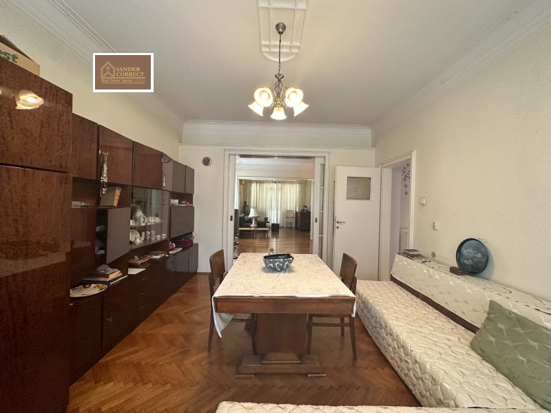 Eladó  2 hálószobás Sofia , Centar , 180 négyzetméter | 80301441 - kép [11]